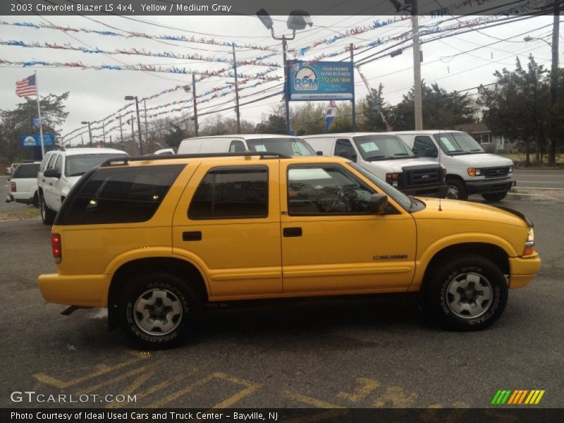 Yellow / Medium Gray 2003 Chevrolet Blazer LS 4x4