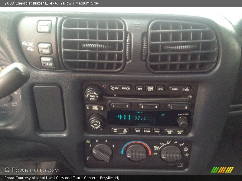 Yellow / Medium Gray 2003 Chevrolet Blazer LS 4x4