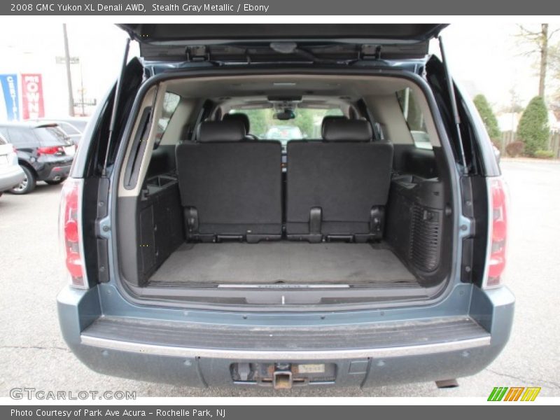  2008 Yukon XL Denali AWD Trunk