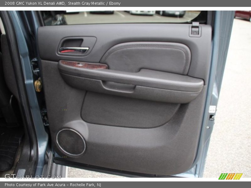 Door Panel of 2008 Yukon XL Denali AWD