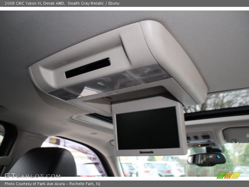 Entertainment System of 2008 Yukon XL Denali AWD