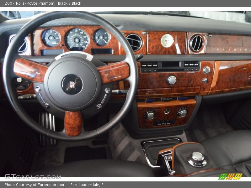 Black / Black 2007 Rolls-Royce Phantom