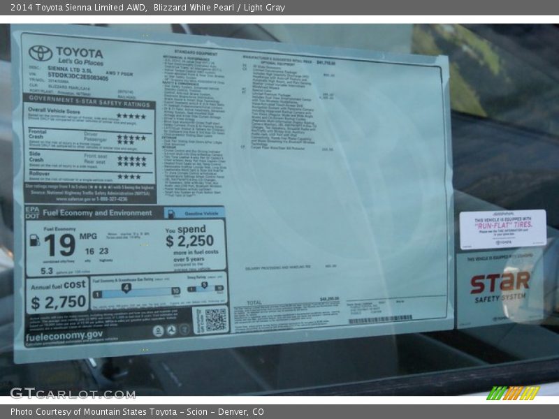 Blizzard White Pearl / Light Gray 2014 Toyota Sienna Limited AWD