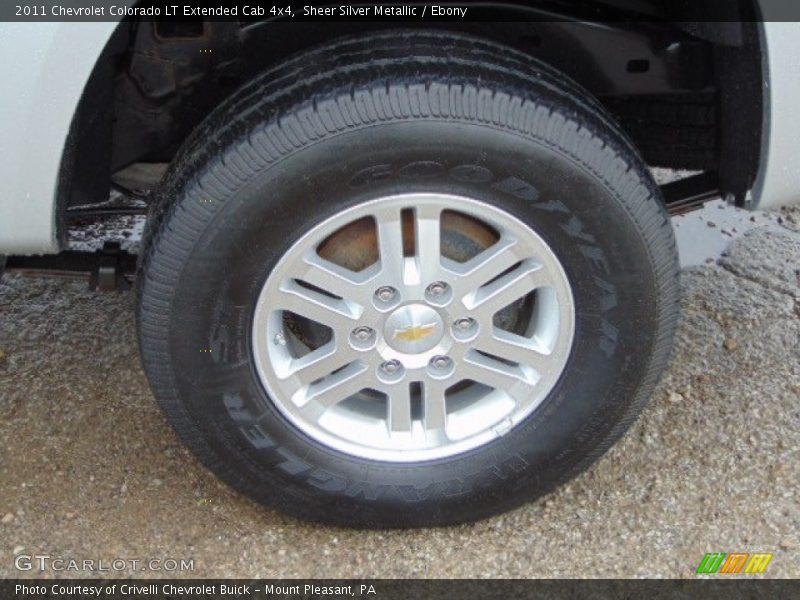 Sheer Silver Metallic / Ebony 2011 Chevrolet Colorado LT Extended Cab 4x4