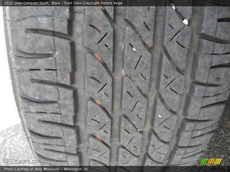 Black / Dark Slate Gray/Light Pebble Beige 2012 Jeep Compass Sport