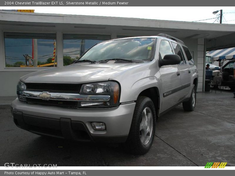 Silverstone Metallic / Medium Pewter 2004 Chevrolet TrailBlazer EXT LS