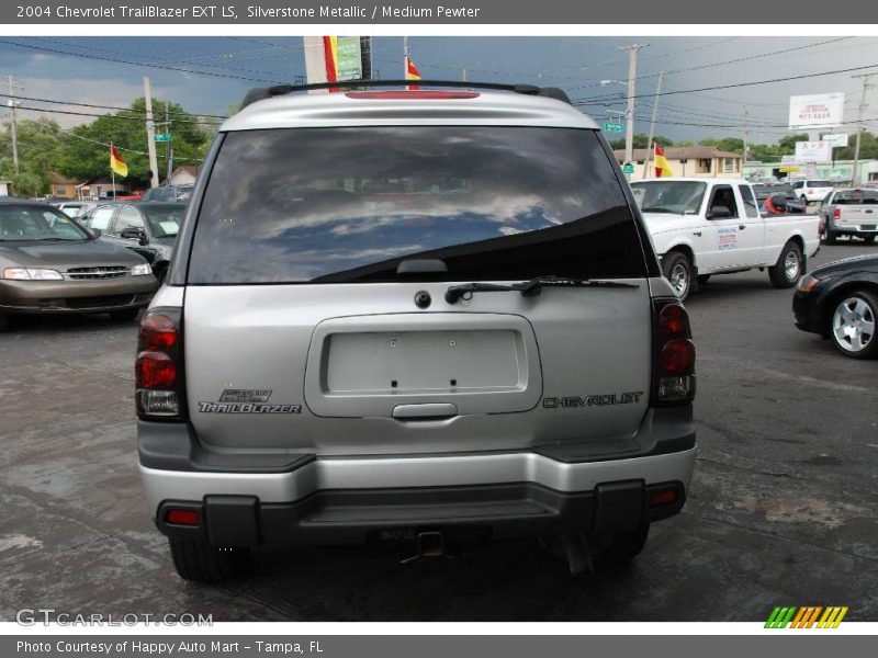 Silverstone Metallic / Medium Pewter 2004 Chevrolet TrailBlazer EXT LS