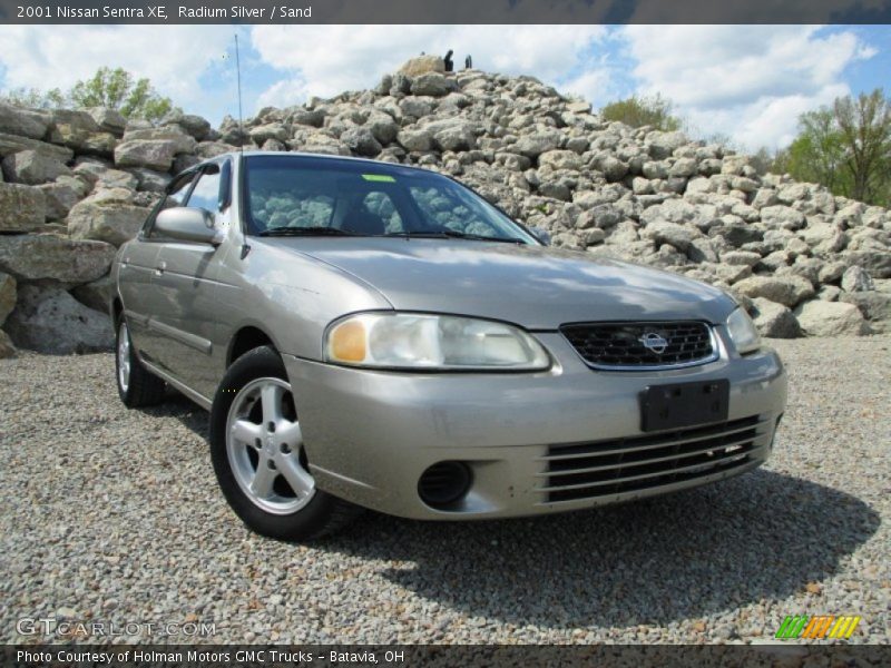 Radium Silver / Sand 2001 Nissan Sentra XE