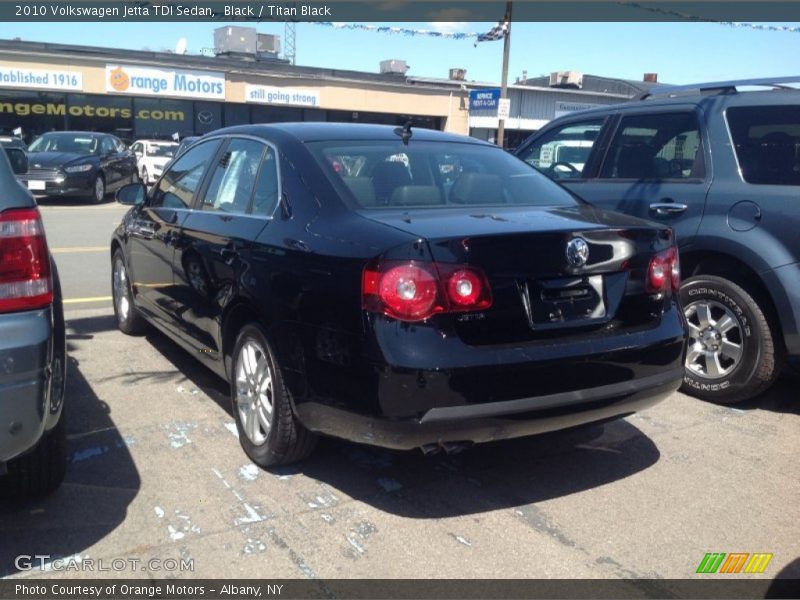 Black / Titan Black 2010 Volkswagen Jetta TDI Sedan