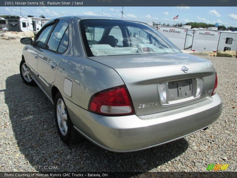 Radium Silver / Sand 2001 Nissan Sentra XE