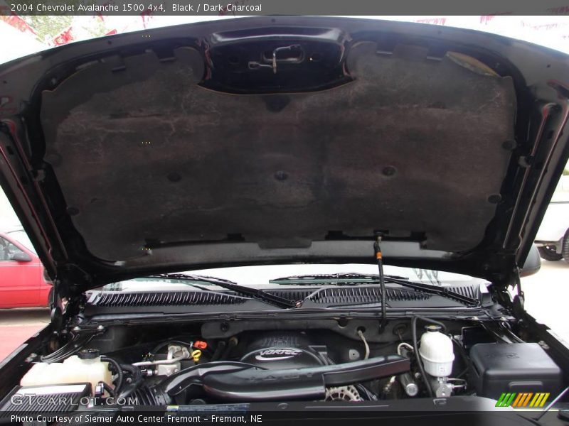 Black / Dark Charcoal 2004 Chevrolet Avalanche 1500 4x4