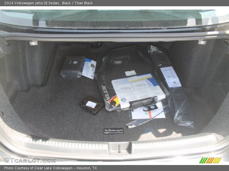 Black / Titan Black 2014 Volkswagen Jetta SE Sedan