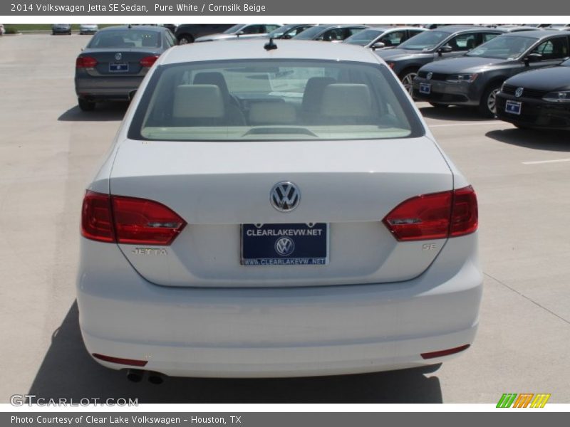 Pure White / Cornsilk Beige 2014 Volkswagen Jetta SE Sedan