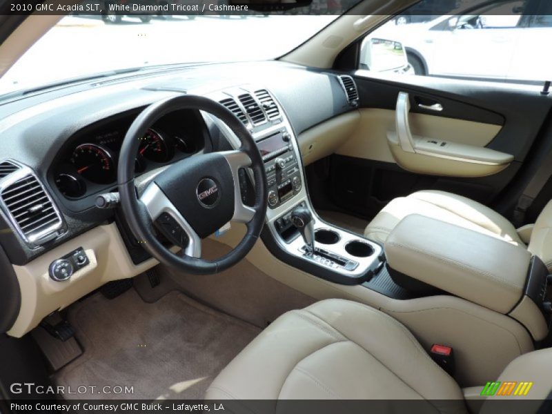 White Diamond Tricoat / Cashmere 2010 GMC Acadia SLT