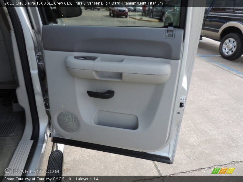 Pure Silver Metallic / Dark Titanium/Light Titanium 2011 GMC Sierra 1500 SLE Crew Cab
