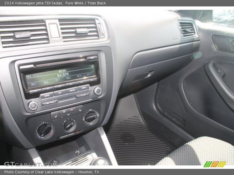 Pure White / Titan Black 2014 Volkswagen Jetta TDI Sedan