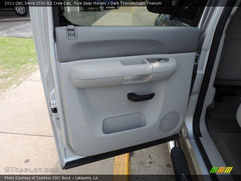 Pure Silver Metallic / Dark Titanium/Light Titanium 2011 GMC Sierra 1500 SLE Crew Cab