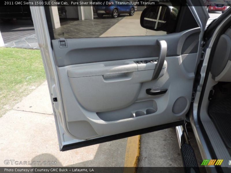 Pure Silver Metallic / Dark Titanium/Light Titanium 2011 GMC Sierra 1500 SLE Crew Cab