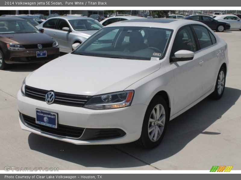 Pure White / Titan Black 2014 Volkswagen Jetta SE Sedan