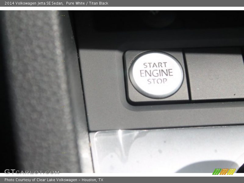 Pure White / Titan Black 2014 Volkswagen Jetta SE Sedan