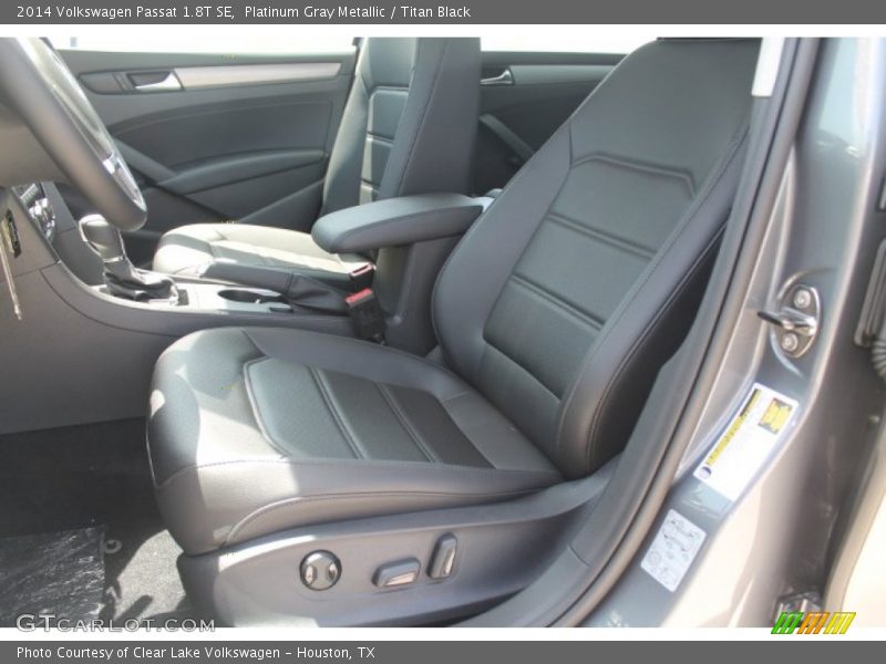 Platinum Gray Metallic / Titan Black 2014 Volkswagen Passat 1.8T SE