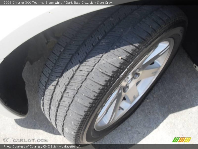 Stone White / Dark Slate Gray/Light Slate Gray 2006 Chrysler 300 Touring