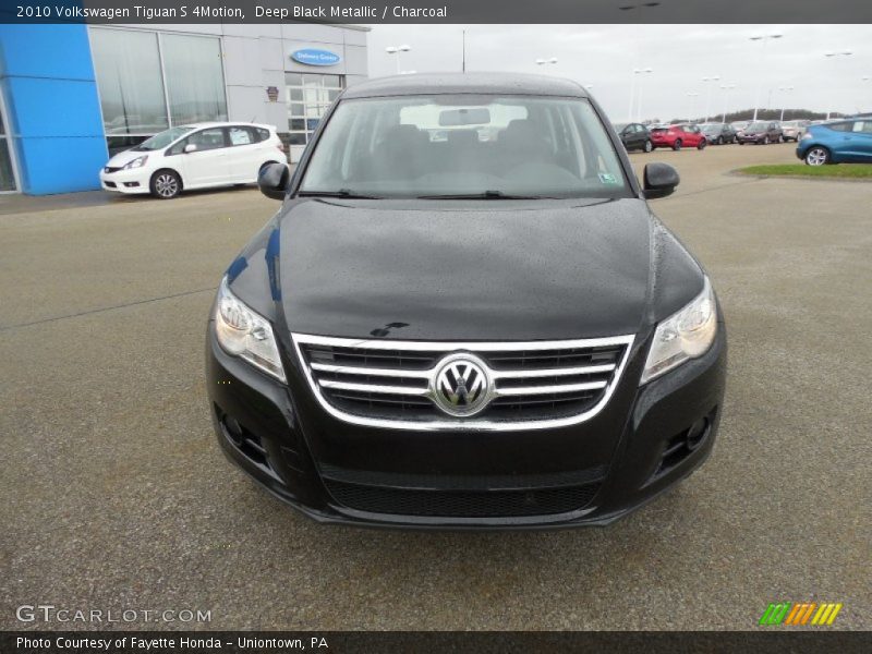 Deep Black Metallic / Charcoal 2010 Volkswagen Tiguan S 4Motion