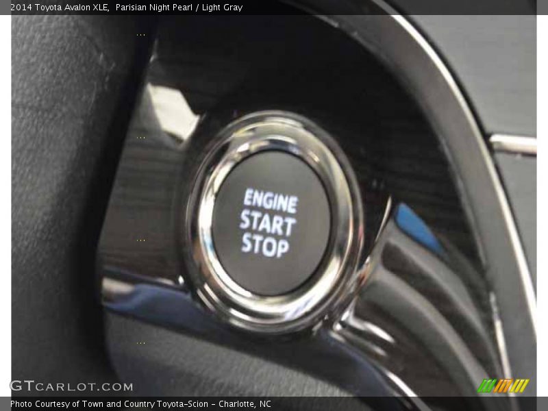 Parisian Night Pearl / Light Gray 2014 Toyota Avalon XLE