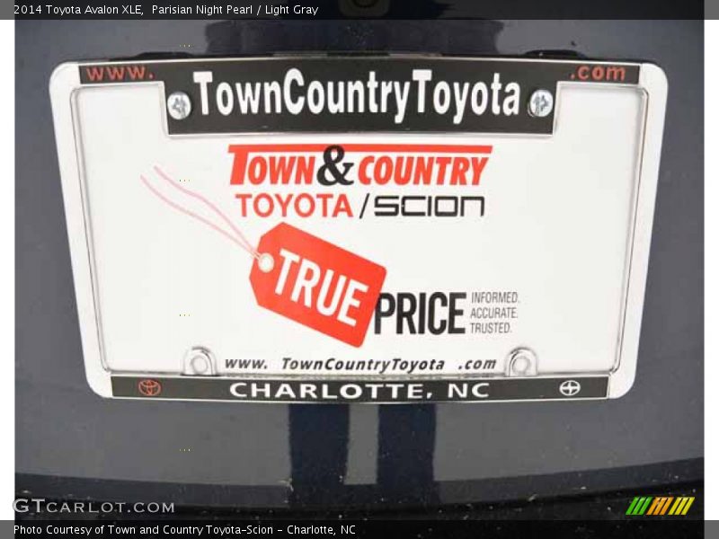 Parisian Night Pearl / Light Gray 2014 Toyota Avalon XLE
