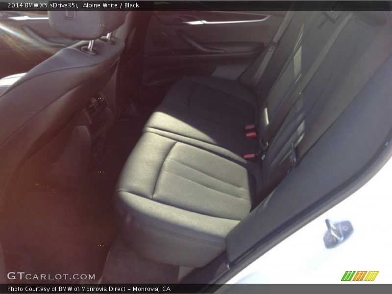 Alpine White / Black 2014 BMW X5 sDrive35i