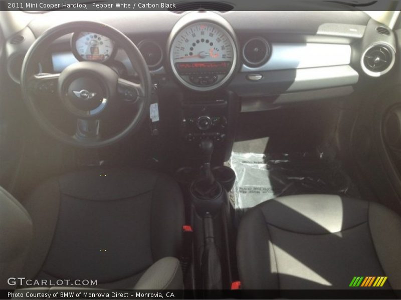Pepper White / Carbon Black 2011 Mini Cooper Hardtop