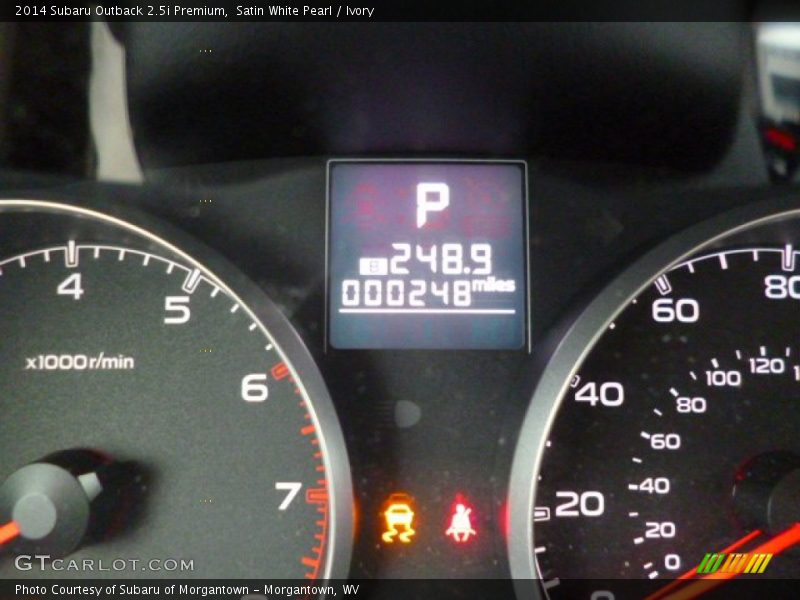 Satin White Pearl / Ivory 2014 Subaru Outback 2.5i Premium