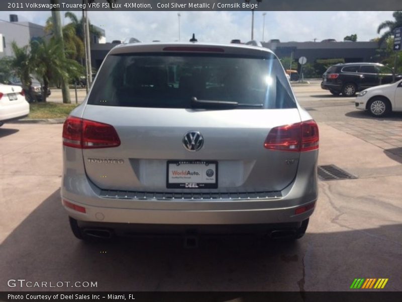Cool Silver Metallic / Cornsilk Beige 2011 Volkswagen Touareg VR6 FSI Lux 4XMotion
