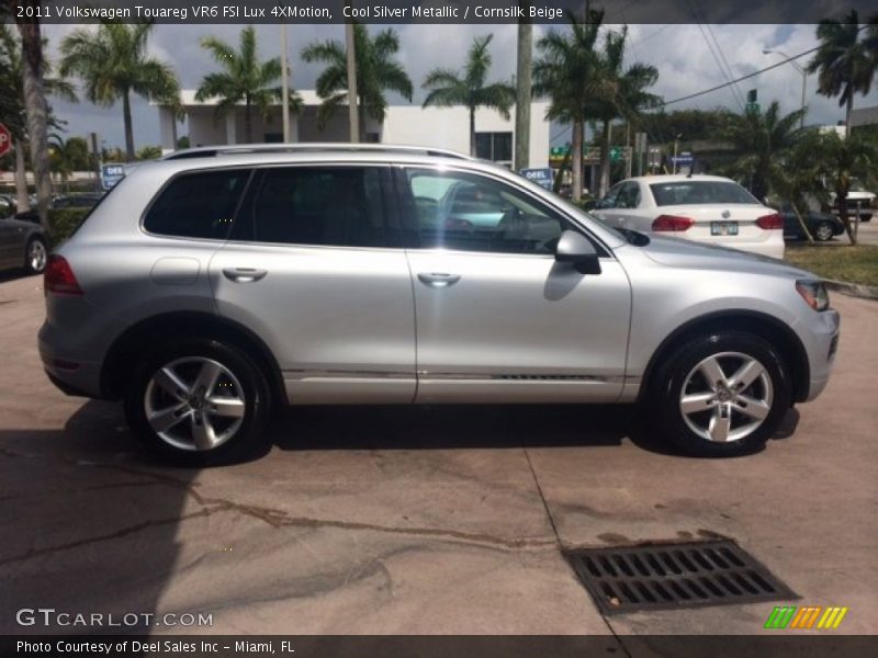 Cool Silver Metallic / Cornsilk Beige 2011 Volkswagen Touareg VR6 FSI Lux 4XMotion