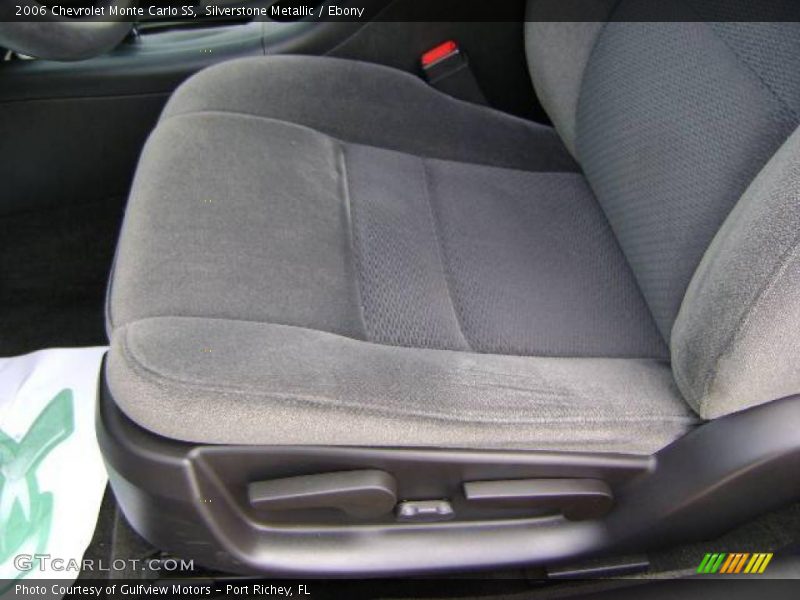 Silverstone Metallic / Ebony 2006 Chevrolet Monte Carlo SS