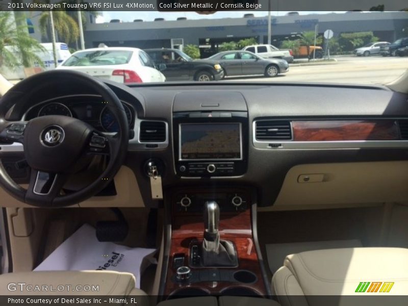 Cool Silver Metallic / Cornsilk Beige 2011 Volkswagen Touareg VR6 FSI Lux 4XMotion