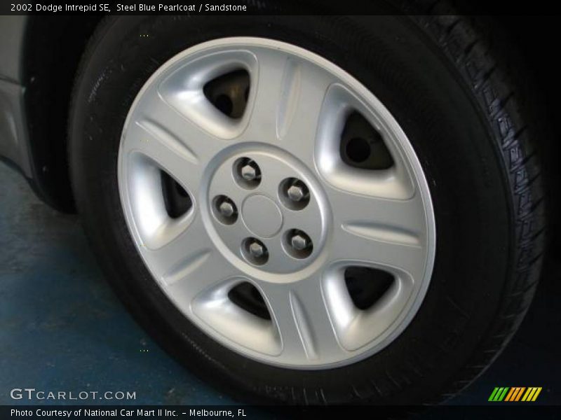 Steel Blue Pearlcoat / Sandstone 2002 Dodge Intrepid SE