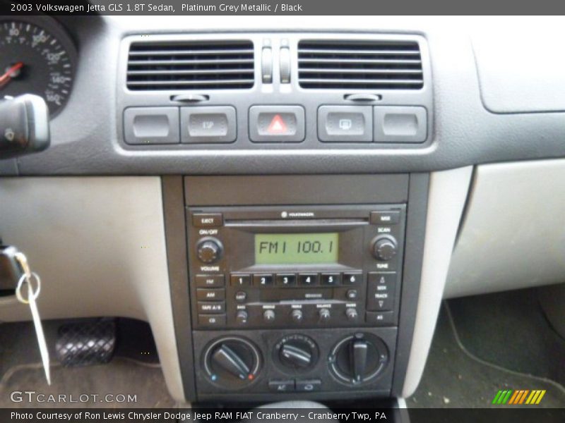 Platinum Grey Metallic / Black 2003 Volkswagen Jetta GLS 1.8T Sedan