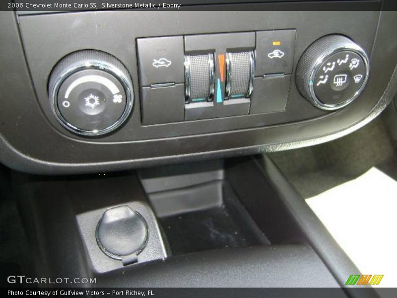Silverstone Metallic / Ebony 2006 Chevrolet Monte Carlo SS