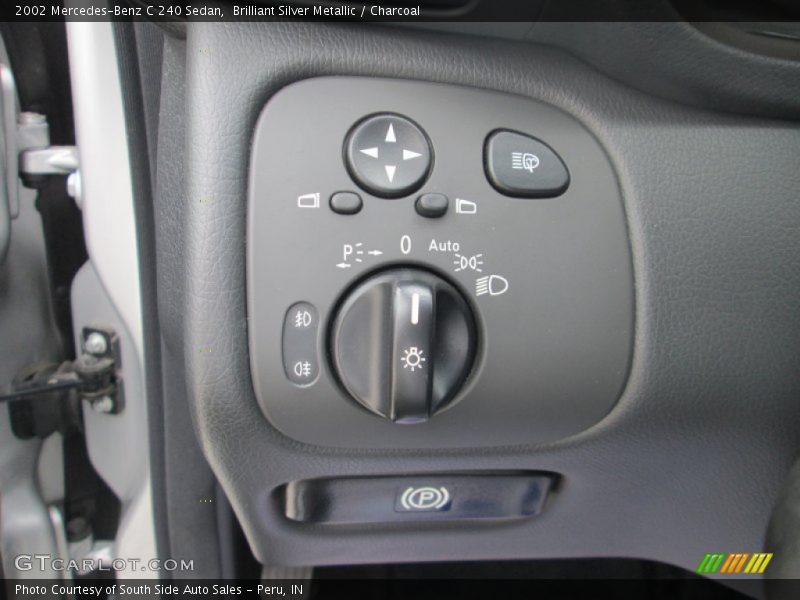 Brilliant Silver Metallic / Charcoal 2002 Mercedes-Benz C 240 Sedan