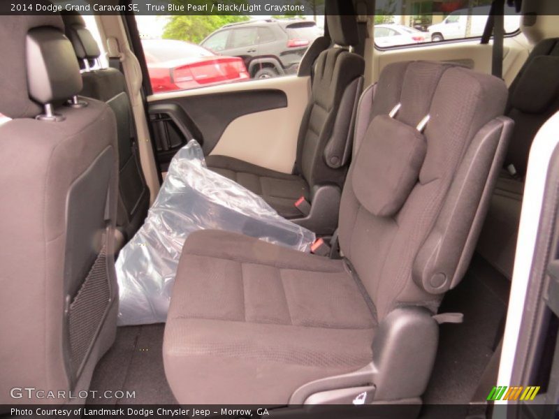 True Blue Pearl / Black/Light Graystone 2014 Dodge Grand Caravan SE