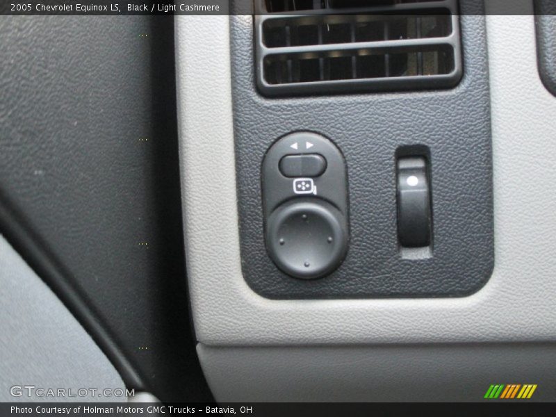 Black / Light Cashmere 2005 Chevrolet Equinox LS
