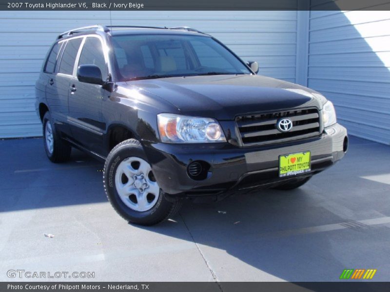 Black / Ivory Beige 2007 Toyota Highlander V6