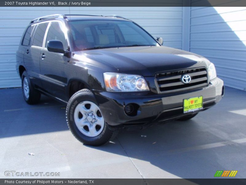 Black / Ivory Beige 2007 Toyota Highlander V6