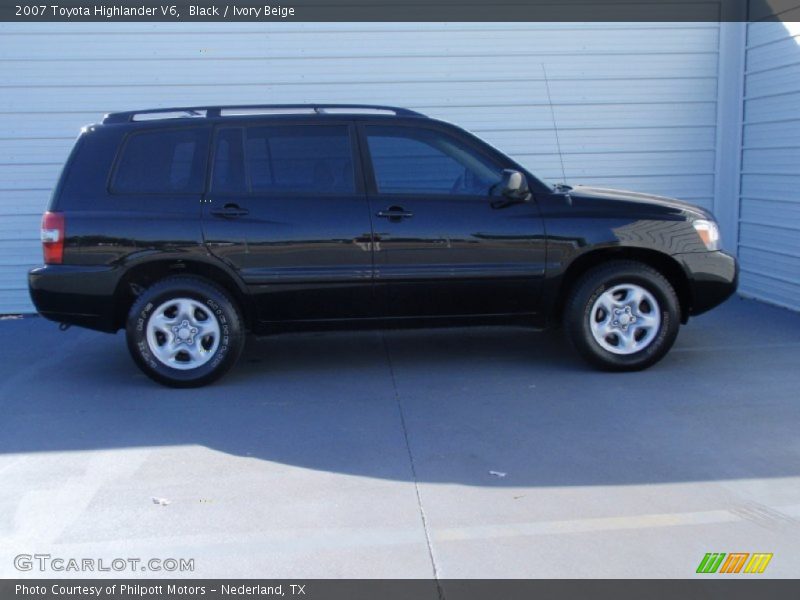 Black / Ivory Beige 2007 Toyota Highlander V6