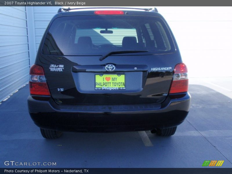 Black / Ivory Beige 2007 Toyota Highlander V6
