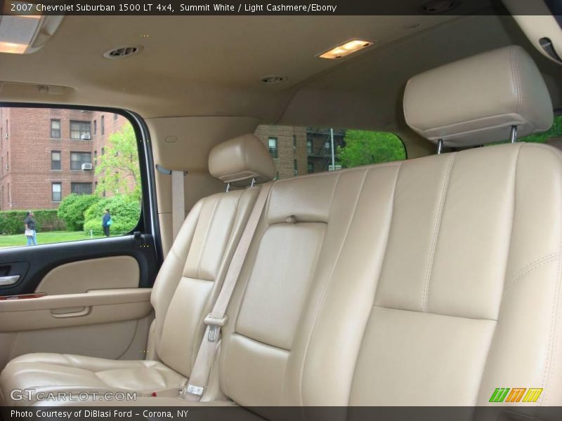 Summit White / Light Cashmere/Ebony 2007 Chevrolet Suburban 1500 LT 4x4