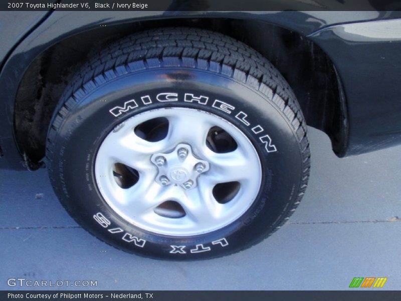 Black / Ivory Beige 2007 Toyota Highlander V6