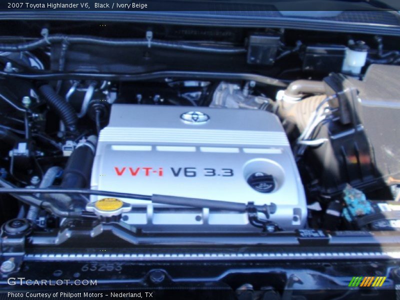 Black / Ivory Beige 2007 Toyota Highlander V6