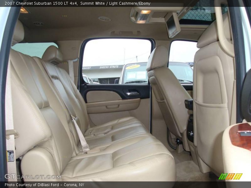 Summit White / Light Cashmere/Ebony 2007 Chevrolet Suburban 1500 LT 4x4